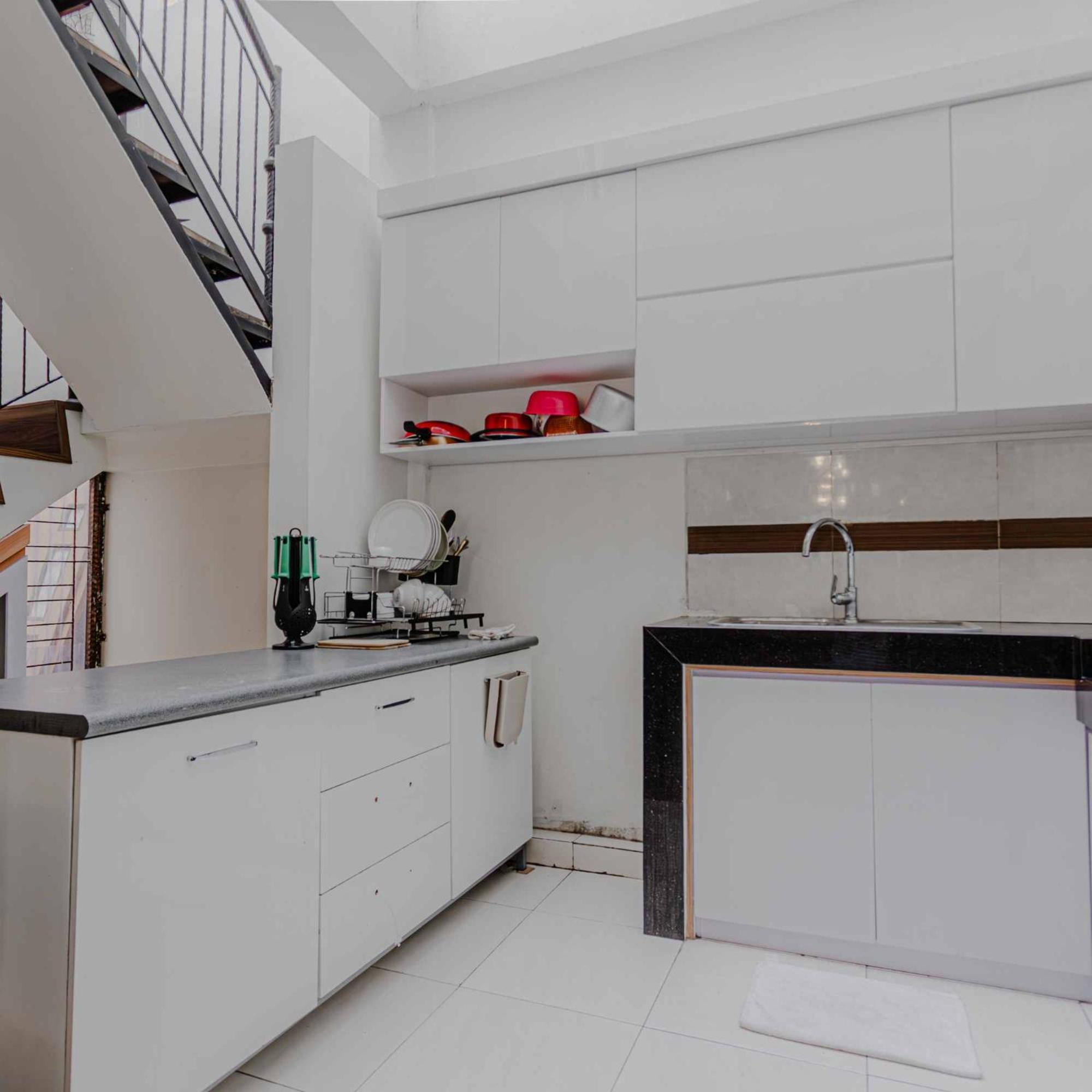 Inez Homestay Yogyakarta Exterior photo